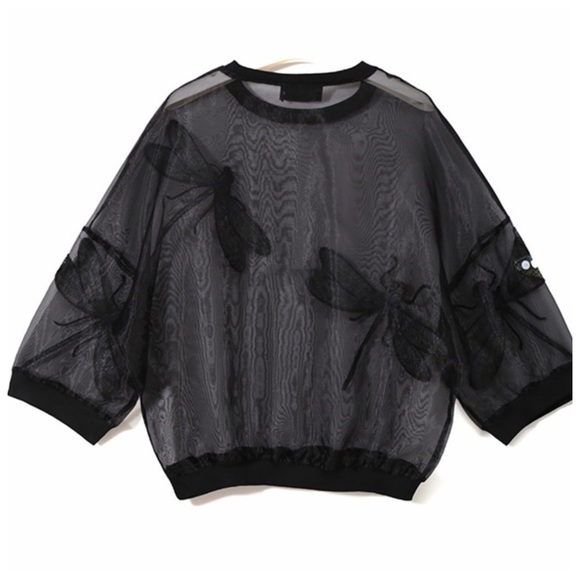 3D Sheer Dragonfly Oversize Top - Picture 3 of 3